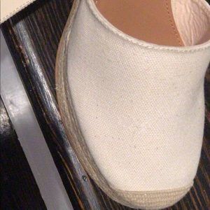 Wedge-heeled espadrilles